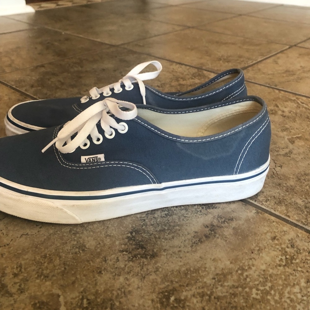 Used Men’s Vans Classics size 10